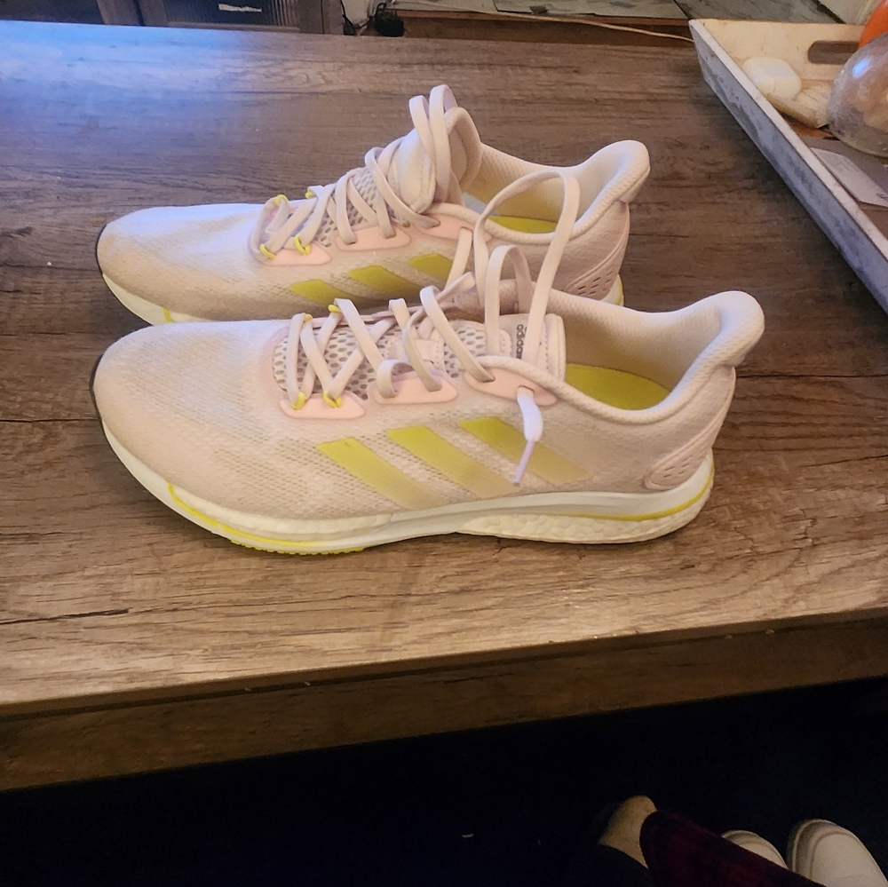 Adidas Women's Cream and Yellow Sneakers